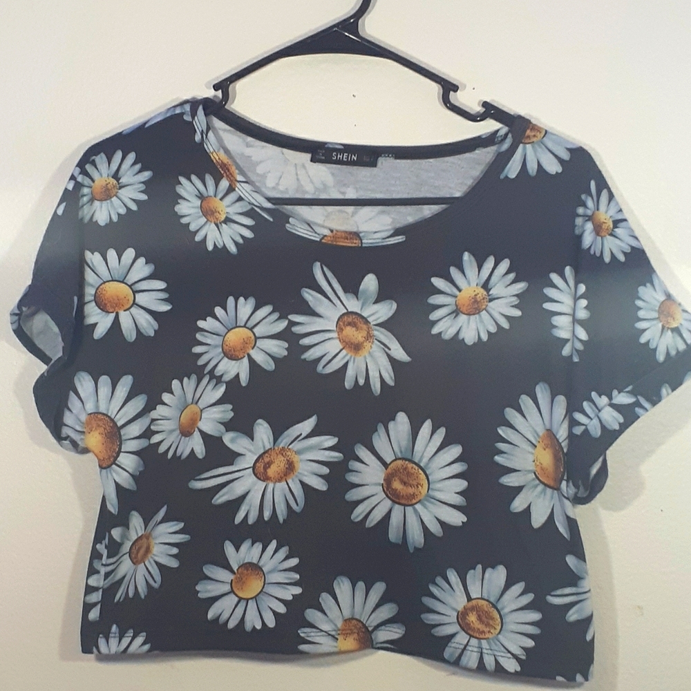 Black and Daisy Top